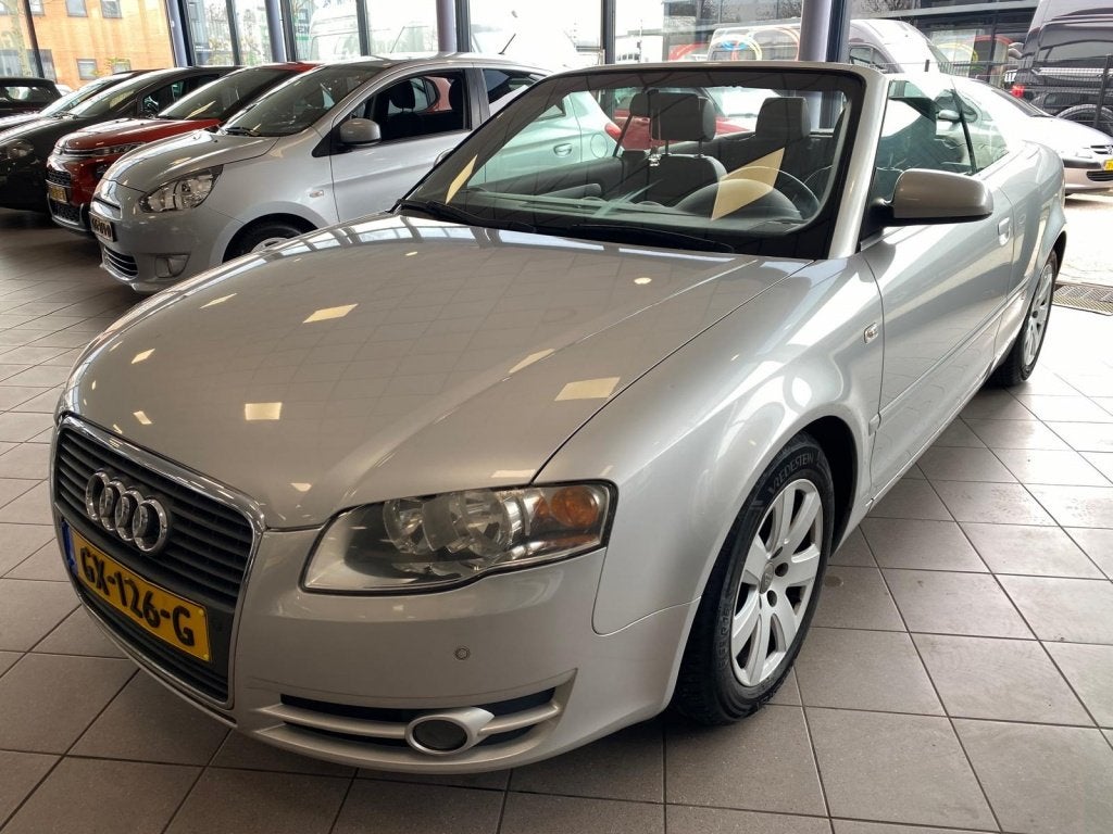 Audi A4 Cabriolet 1.8 Turbo Pro Line AUTOMAAT BJ 2006 !, Gebruikt, 4 cilinders, Cabriolet, 4 stoelen