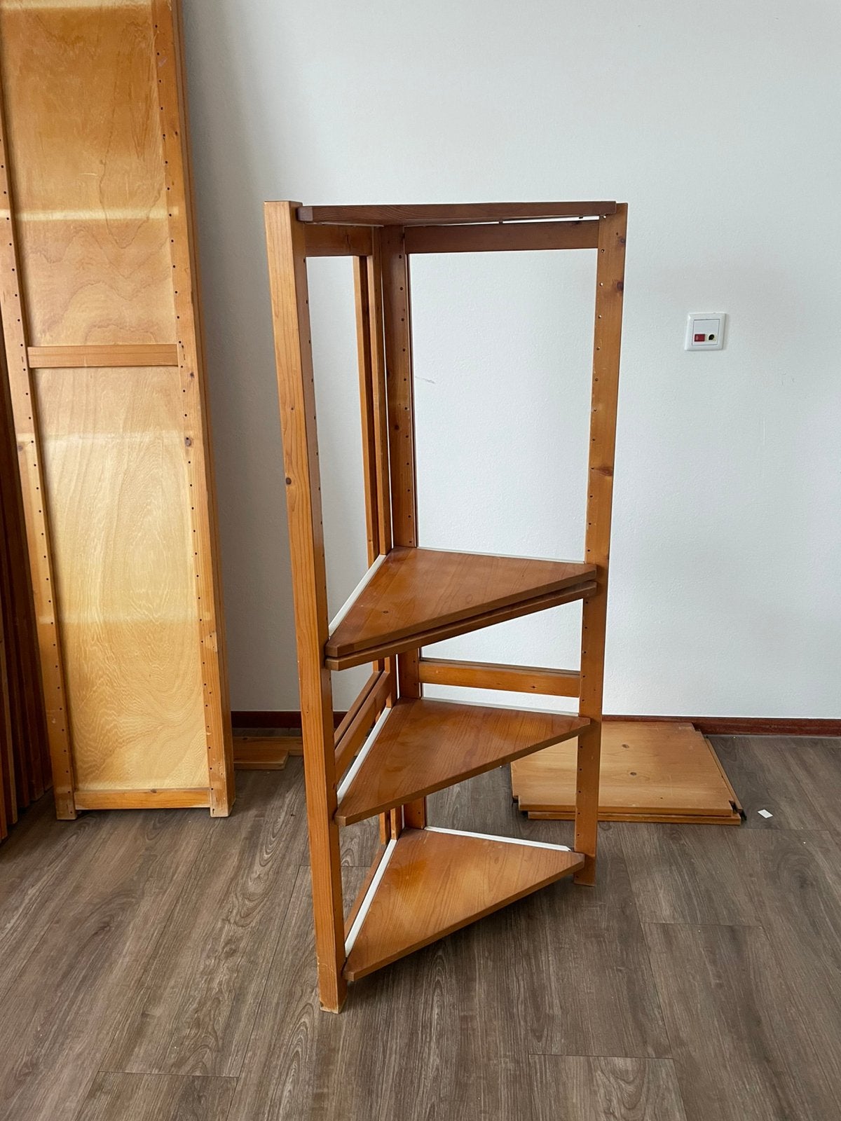 Lundia hoek kastje 130 hoogte, Huis en Inrichting, Ophalen, Gebruikt