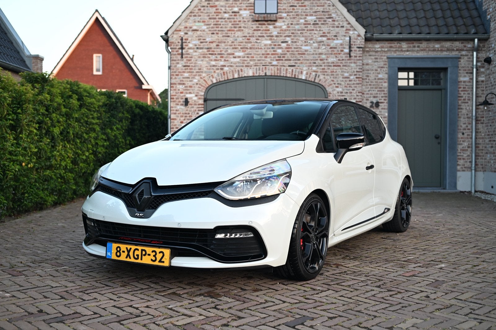 Renault Clio IV 1.6 RS Monaco GP | Origineel NL | Cup | Leer, Auto's, Renault, Particulier, Clio, ABS, Achteruitrijcamera, Airbags