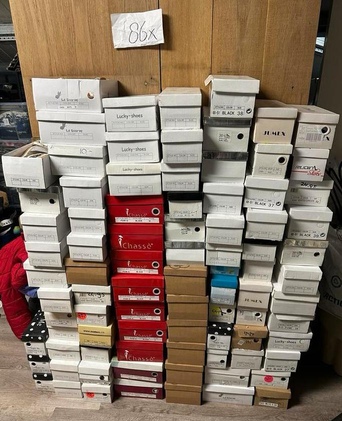 Partij nieuwe schoenen: Chassè, Jumex, Lucky Shoes, Oog, etc, Ophalen, Nieuw, Overige kleuren, Overige typen