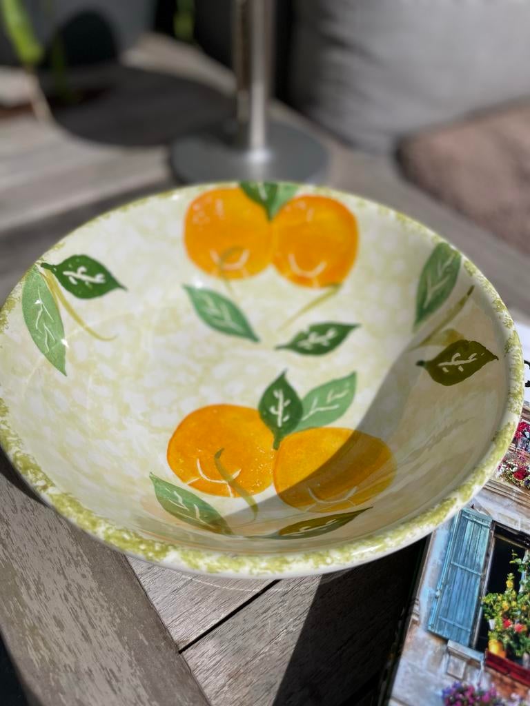 Schaal met citroenen - Decoratieve fruitschaal, Huis en Inrichting, Porselein of Keramiek, Schaal, Rond, Ophalen of Verzenden