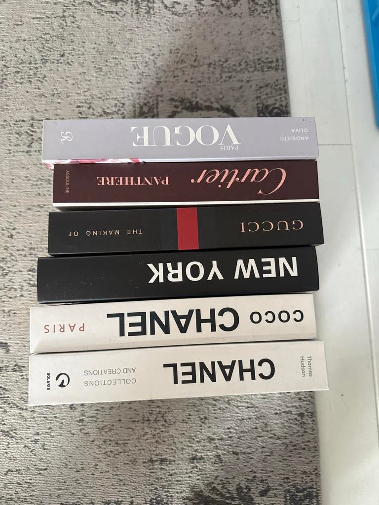 Kartonnen sierboeken, Ophalen of Verzenden, Zo goed als nieuw