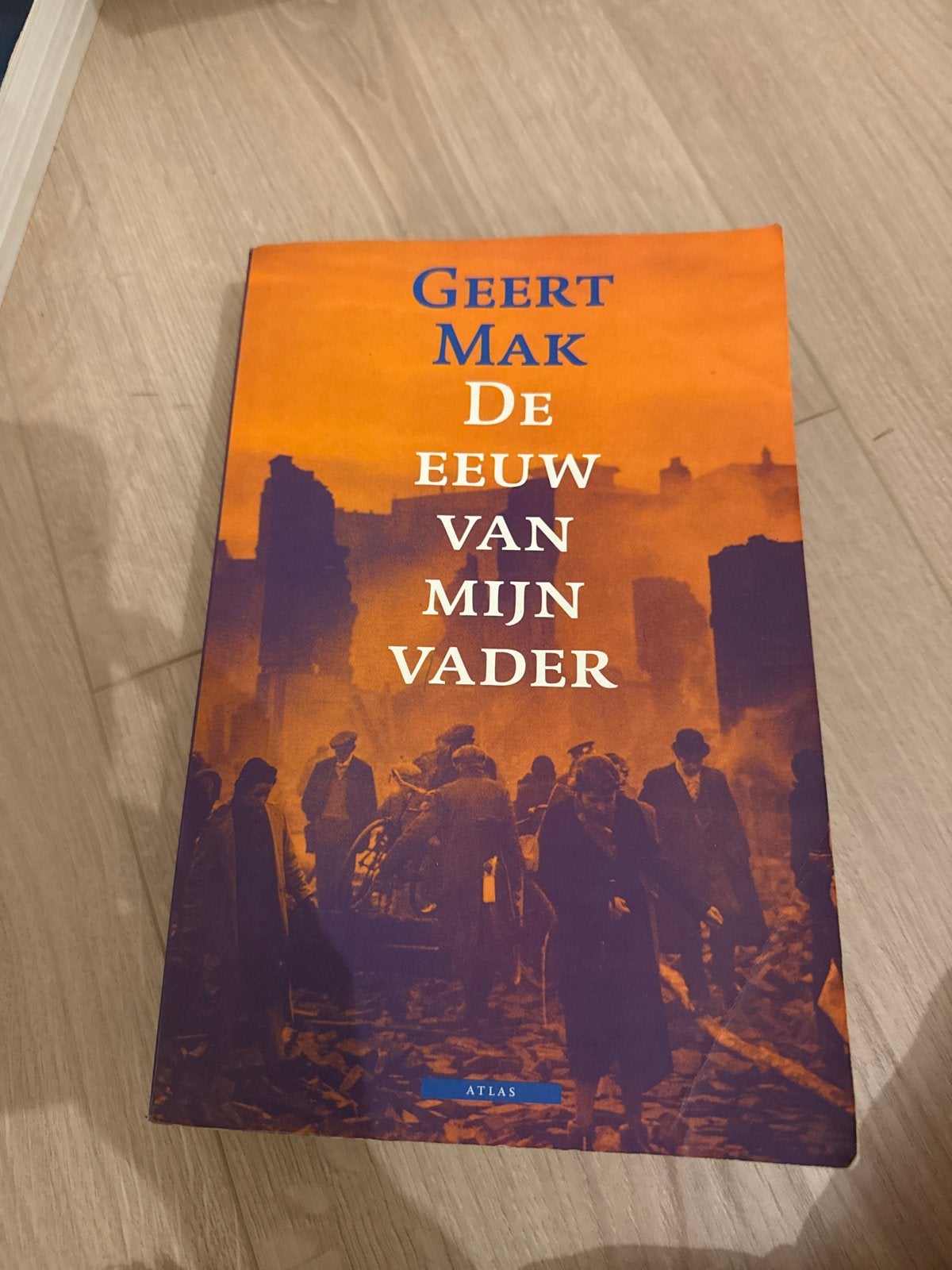Geert Mak - De Eeuw van Mijn Vader, Ophalen of Verzenden, 20e eeuw of later, Gelezen