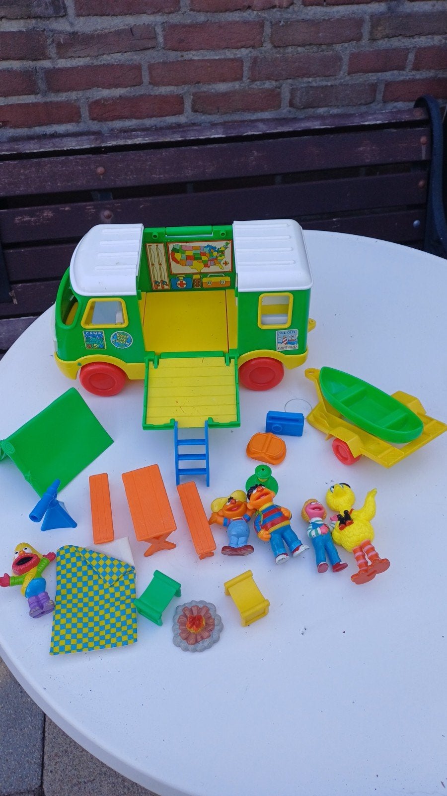 vintage fisher price sesamstraat camper met accesoires, Ophalen of Verzenden, Gebruikt, Speelset