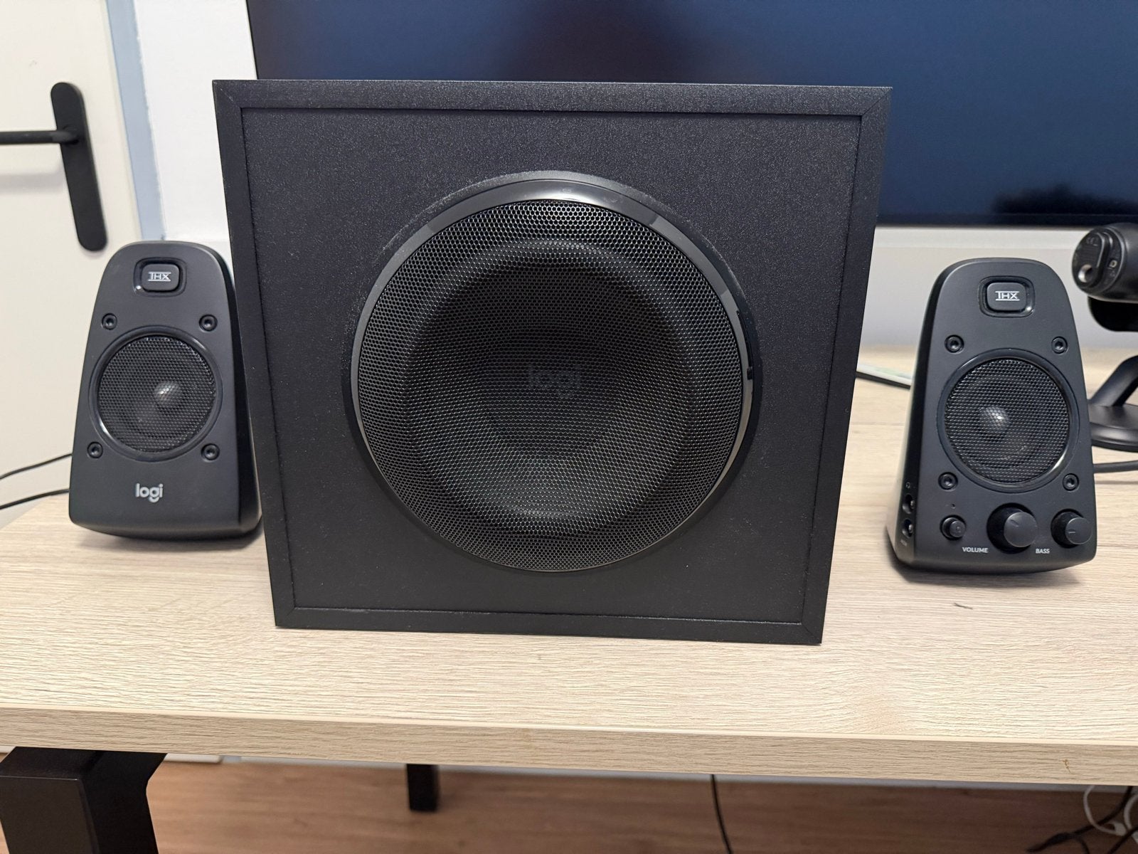 Logitech Z623 THX 2.1 Luidsprekerset met Subwoofer, Computers en Software, Pc speakers, Ophalen, Zo goed als nieuw, Audiokanaal 2.1