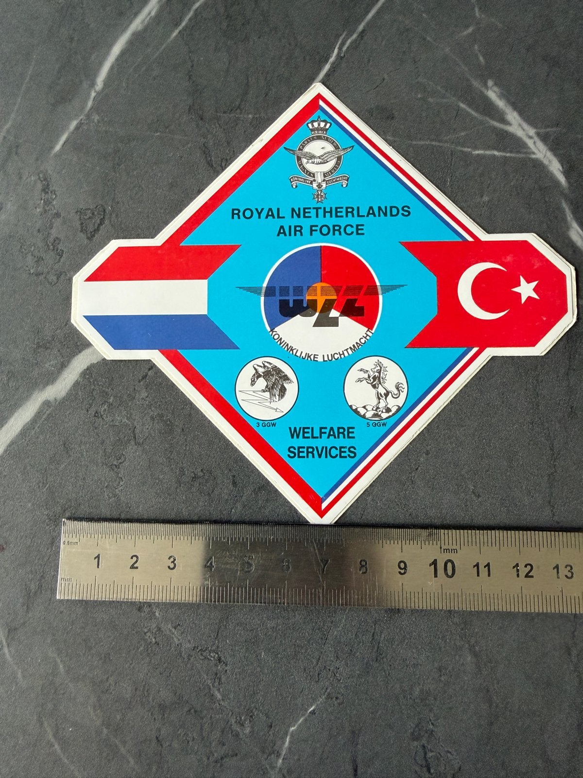 Vintage Royal Netherlands Air Force Welfare Services sticker, Ophalen, Gebruikt, Overige typen