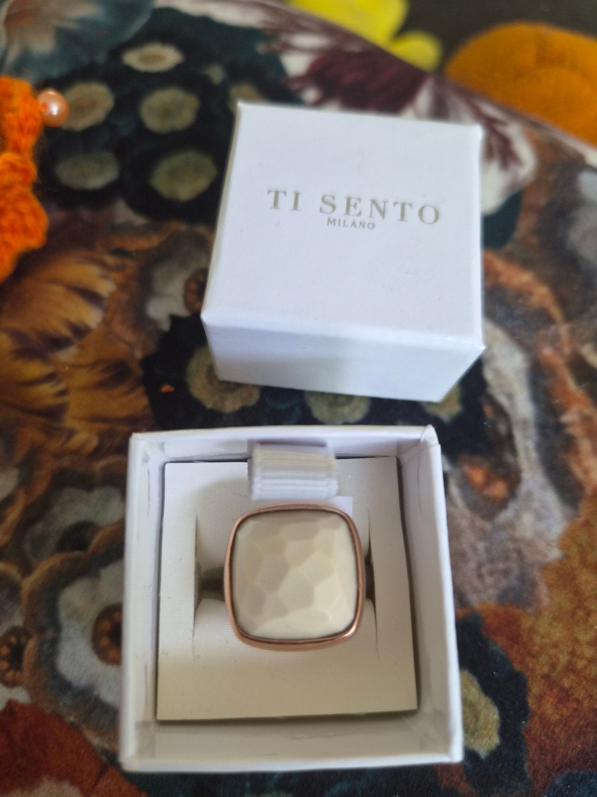 Ti Sento Milano Ring - 18 mm Nieuw, Beige, Ophalen of Verzenden, Zo goed als nieuw, 17 tot 18
