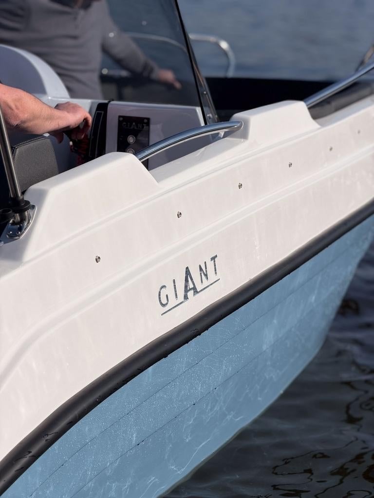 Giant sport 475 - sportieve consoleboot, Watersport en Boten, Overige merken, Overige brandstoffen, 2 m, Polyester