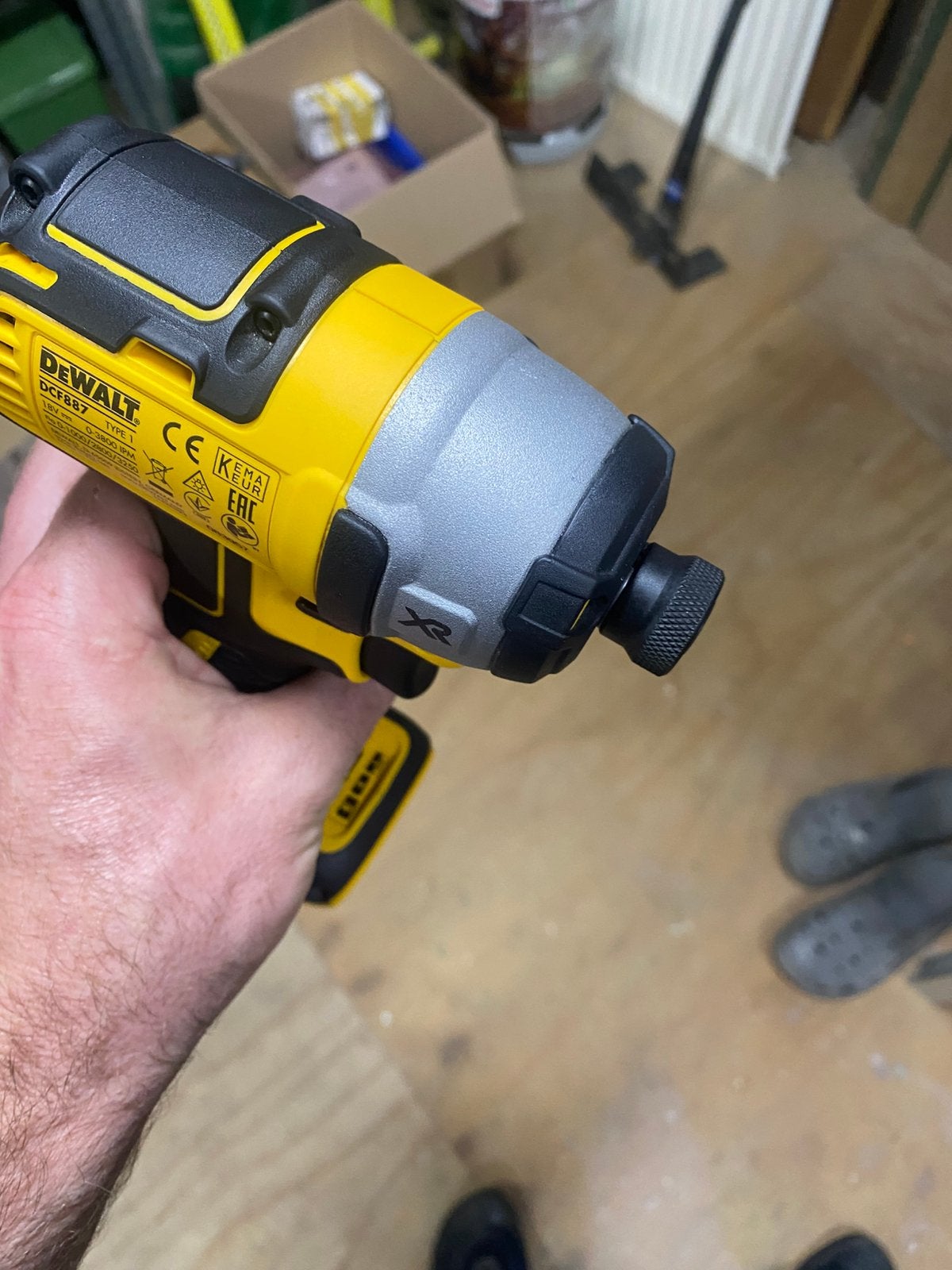 Foto 6 van Dewalt DCF887