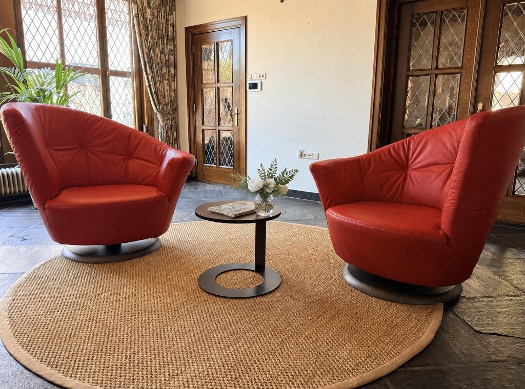 2 Giorgetti Arabella design draaifauteuils in rood leer, Huis en Inrichting, Fauteuils, Ophalen, Design, Zo goed als nieuw, 100 tot 125 cm