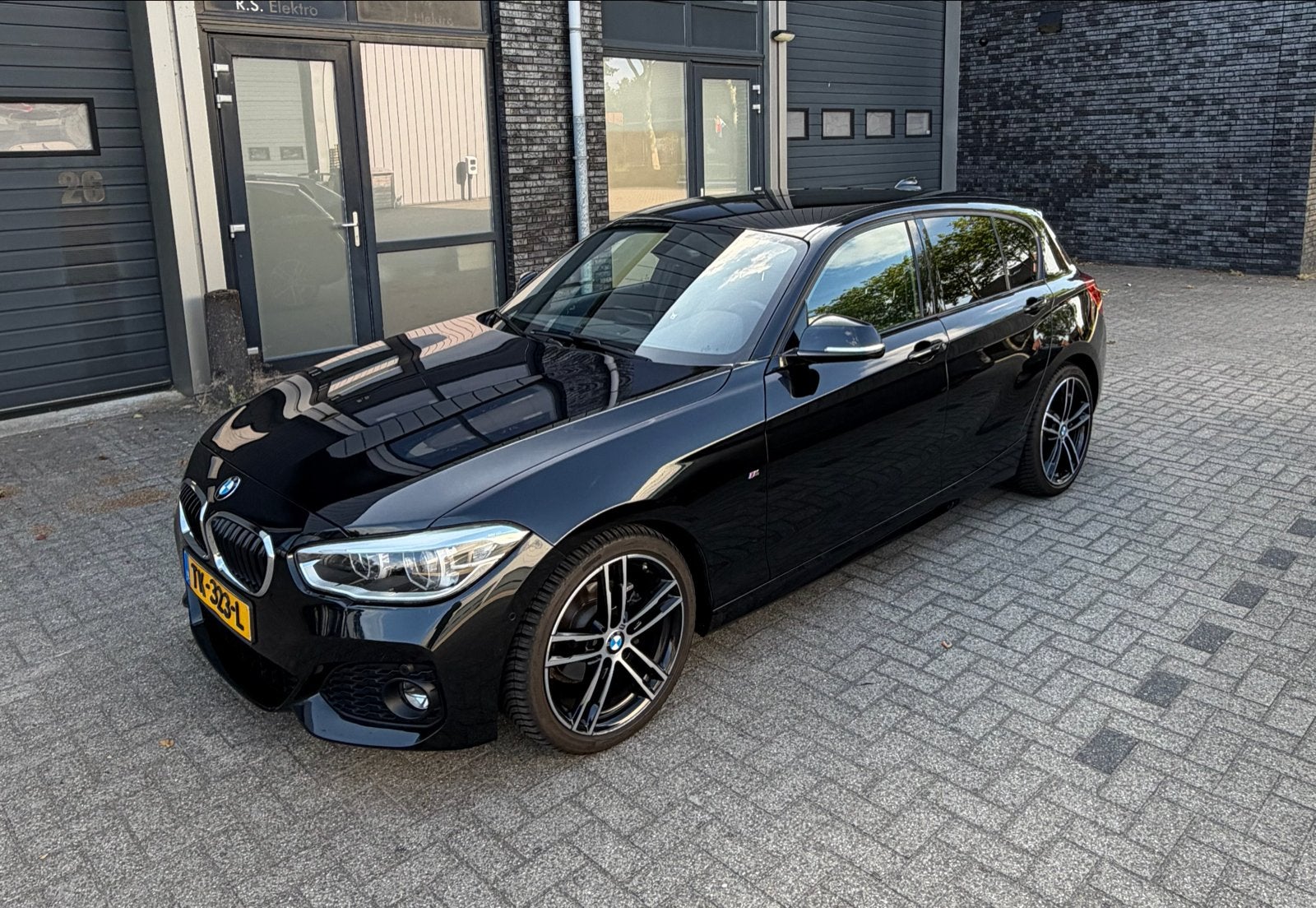 BMW 118i 2018 | Automaat | M-sport pakket | 119.031km, Auto's, BMW, Particulier, 1-Serie, Achteruitrijcamera, Airbags, Airconditioning