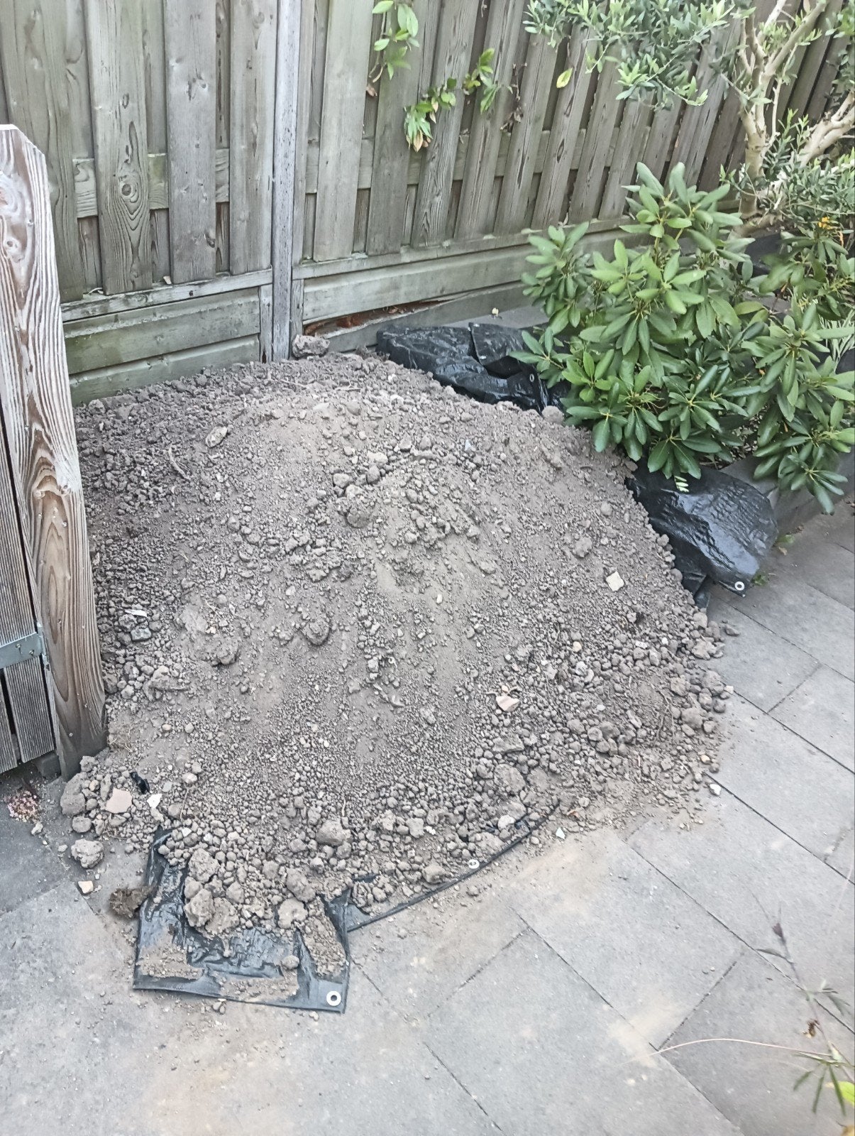 Gratis grond 6-7 kruiwagens, Tuin en Terras, Ophalen