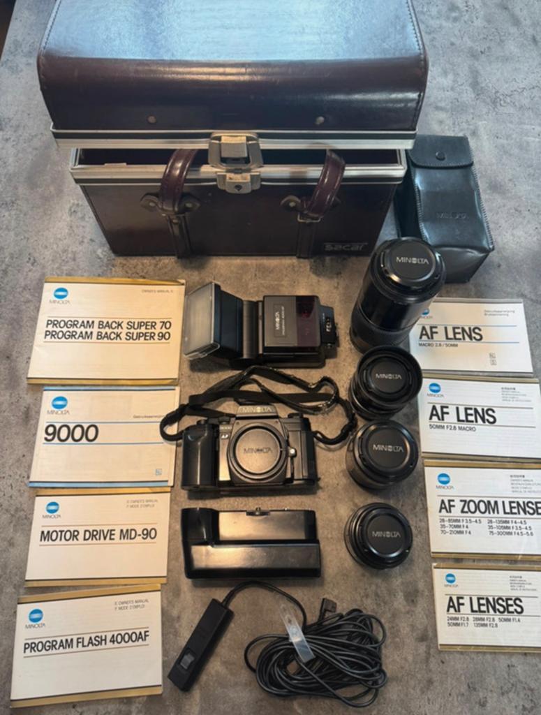 Minolta 9000 35mm film SLR camera + lenses + flash + meer…, Ophalen of Verzenden, Gebruikt, Spiegelreflex, Minolta