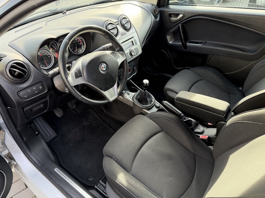 Alfa romeo MiTo 1.4 T Distinctive | CLIMA| CRUISE| LM| NAP|, Auto's, Euro 5, Gebruikt, 4 cilinders, 49 €/maand