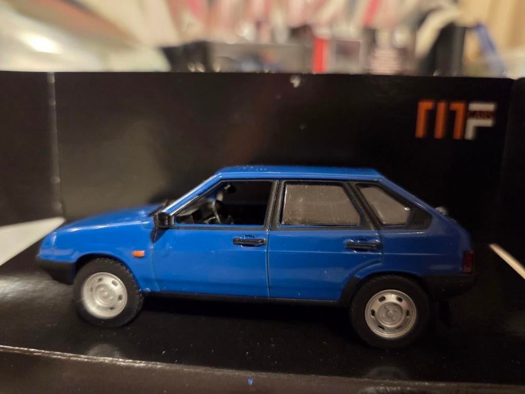 Lada Samara 2109 Modelauto Blauw - Zo goed als nieuw, Ophalen of Verzenden, Zo goed als nieuw, Auto, Overige merken