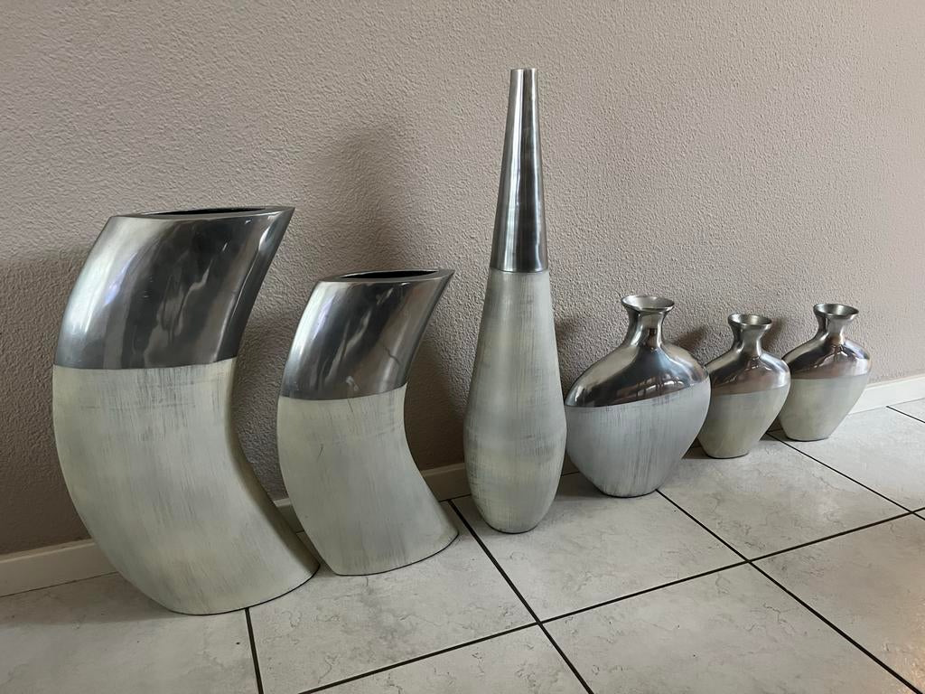 Decoratieve vazen set - Zilver en wit, Ophalen, Overige materialen, Overige kleuren, Zo goed als nieuw