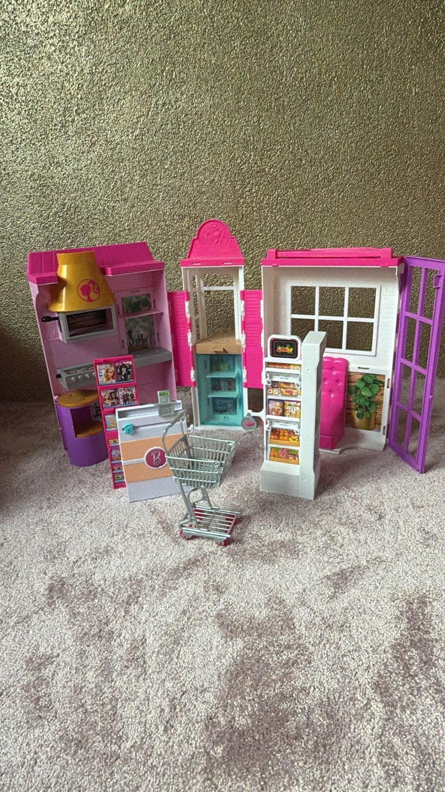 Barbie speelhuis met accessoires, Kinderen en Baby's, Speelgoed | Overig, Ophalen of Verzenden, Gebruikt, Meisje