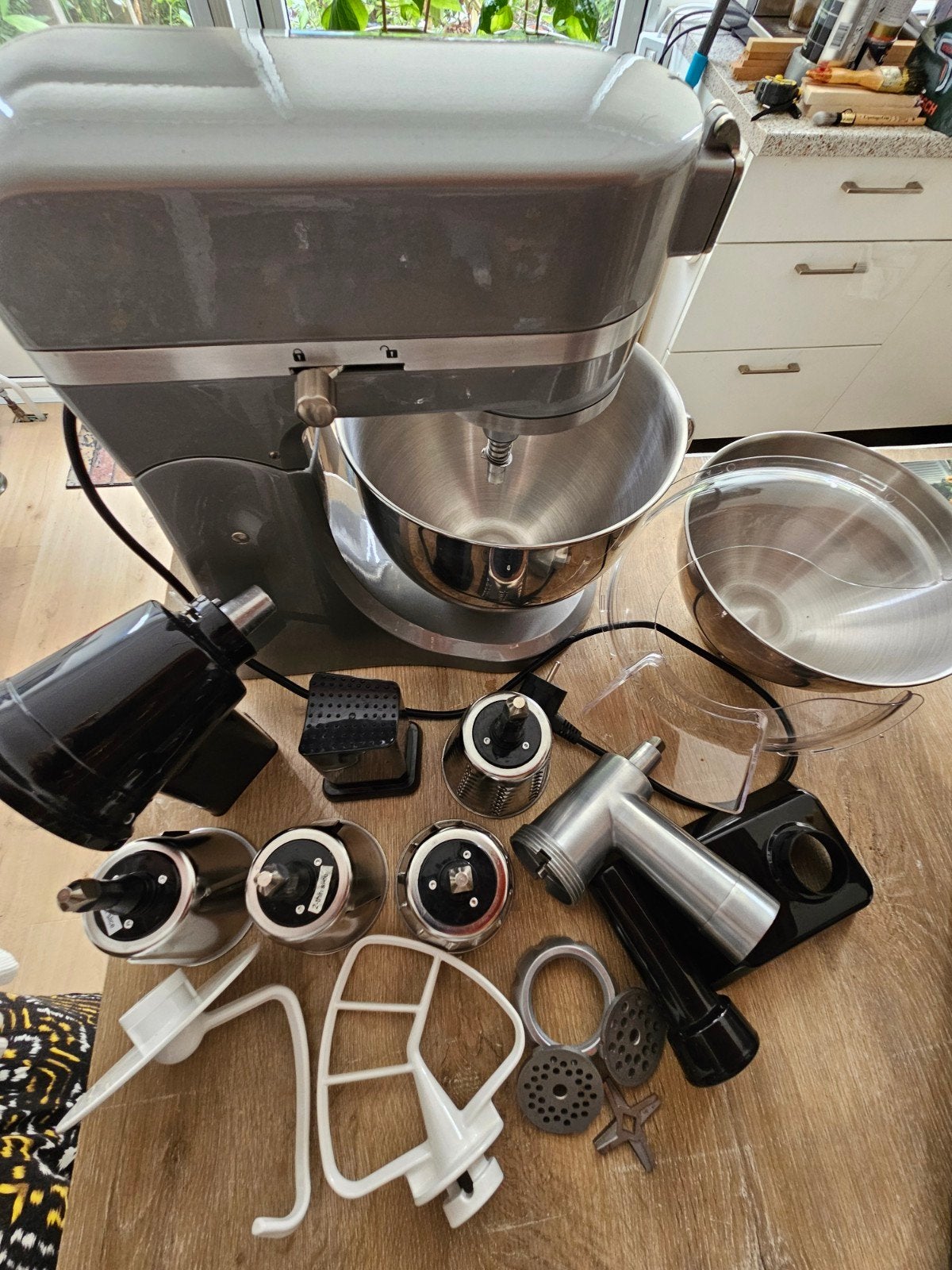 AEG KM4700 Ultramixer met diverse accessoires, Witgoed en Apparatuur, Keukenmixers, Ophalen, Gebruikt, Vaatwasserbestendig, 3 snelheden of meer
