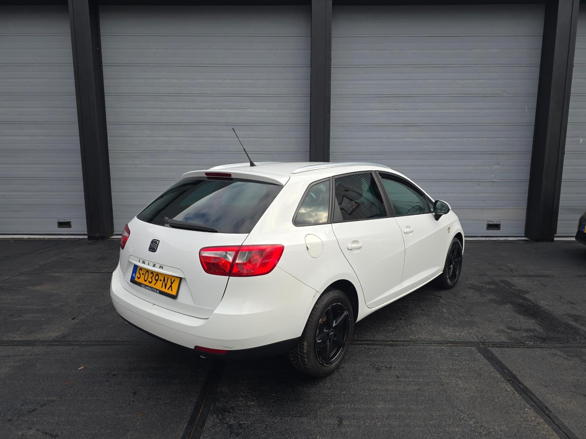 Seat Ibiza ST 1.2 TSI Sport, Auto's, Seat, Voorwielaandrijving, Euro 5, Gebruikt, Zwart