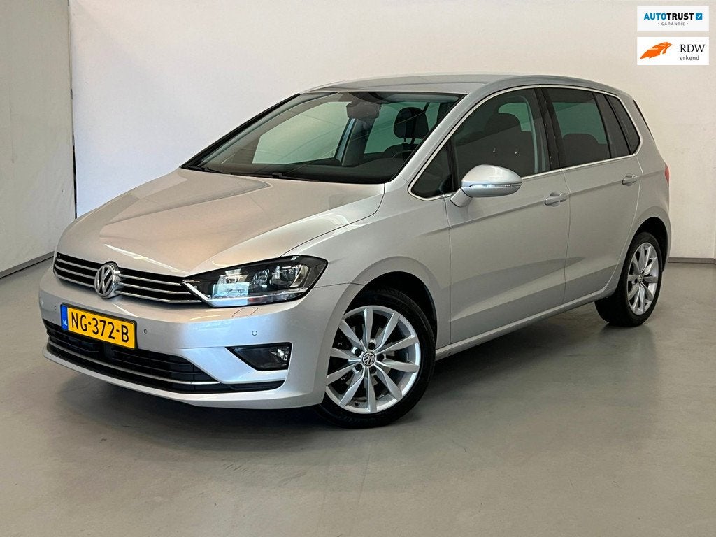 Volkswagen Golf Sportsvan 1.4 TSI / ACC / Xenon / Trekhaak /, 125 pk, Gebruikt, 4 cilinders, Automatische klimaatregeling