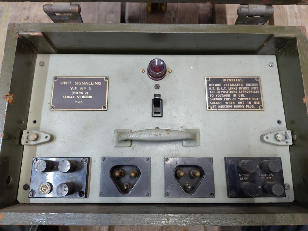 UNIT SIGNALLING V. F. 3 MKIII, Engels leger wo2, Verzamelen, Ophalen of Verzenden, Engeland