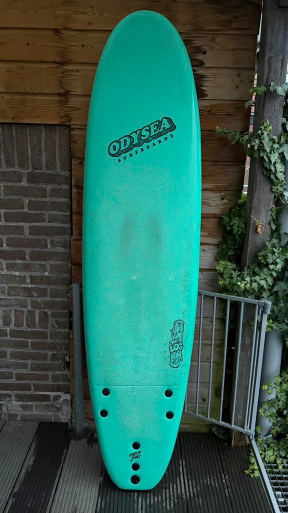 Odysea Catch Surf Log 7'0" surfplank / softboard + gratis w, Watersport en Boten, Golfsurfen, Ophalen, Zo goed als nieuw, Funboard