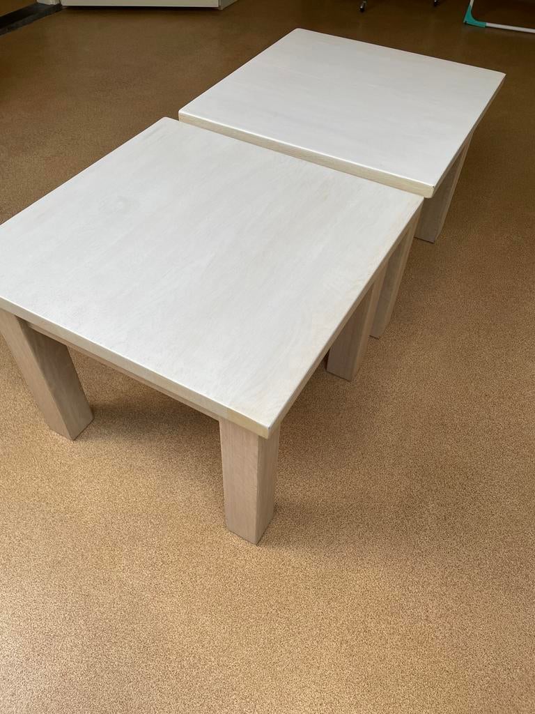 2 vierkante bijzettafels, mooi eiken hout, zwaar, Ophalen, Strak, Vierkant, 55 tot 75 cm