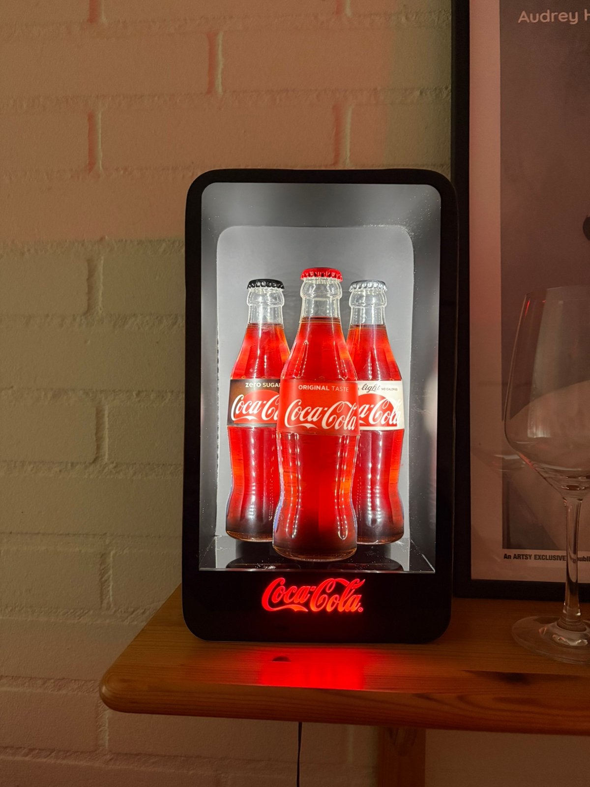 Coca Cola decoratie, Witgoed en Apparatuur, Koelkasten en IJskasten, Ophalen, Zonder vriesvak, 200 liter of meer, 160 cm of meer
