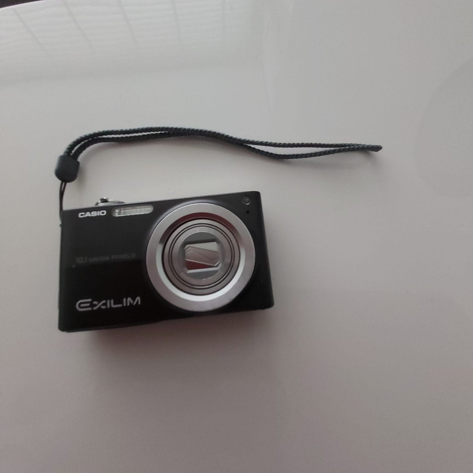Casio Exilim ex-Z200 10.1 Megapixels Compact Camera, Ophalen, Gebruikt, Compact, 10 Megapixel
