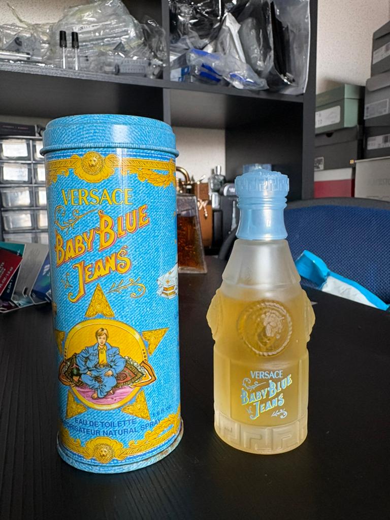 Versace Baby Blue Jeans Parfum (Discontinued), Ophalen of Verzenden, Nieuw