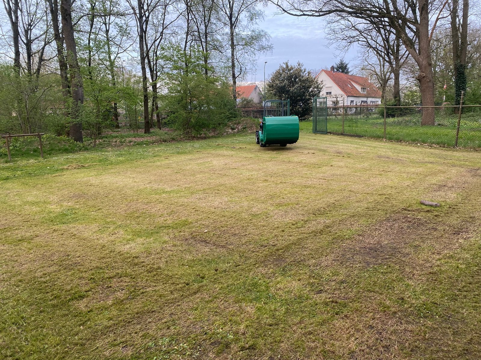 Klepelmaaier met opvangbak - te huur met chauffeur, Ophalen