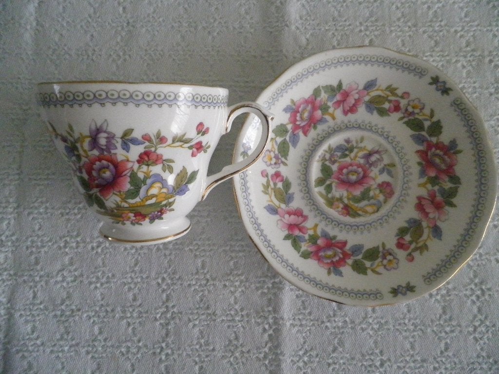 kop en schotel Duchess, Verzamelen, Porselein, Kristal en Bestek, Ophalen of Verzenden, Zo goed als nieuw, Porselein, Kop en/of schotel