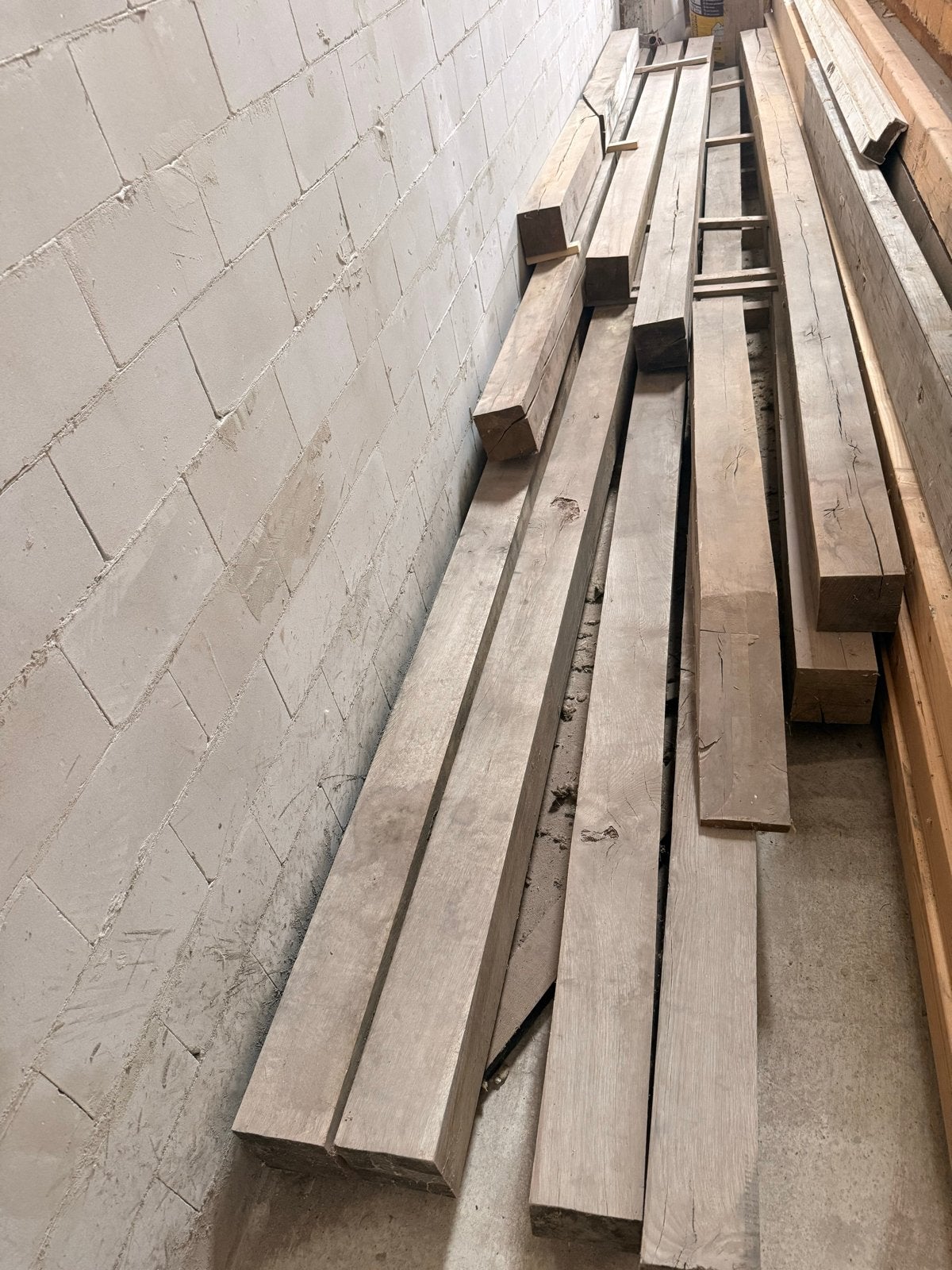 Eiken constructiebalken 14x14 – 6 jaar gedroogd, Doe-het-zelf en Verbouw, Hout en Planken, Ophalen, Gebruikt, Eiken, Balk