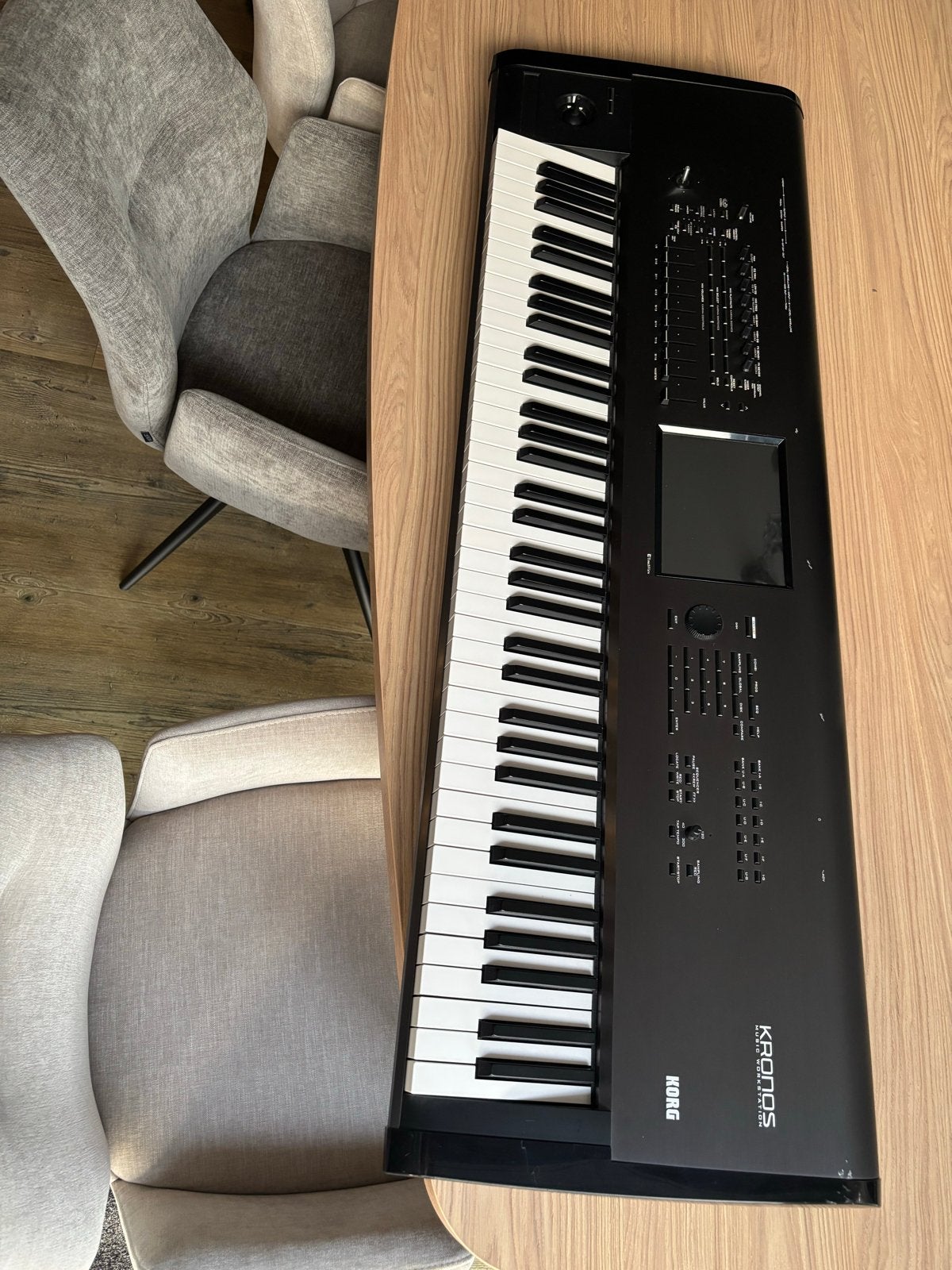 Korg Kronos 73 Synthesizer, Gebruikt, Korg, Ophalen of Verzenden, Midi-aansluiting