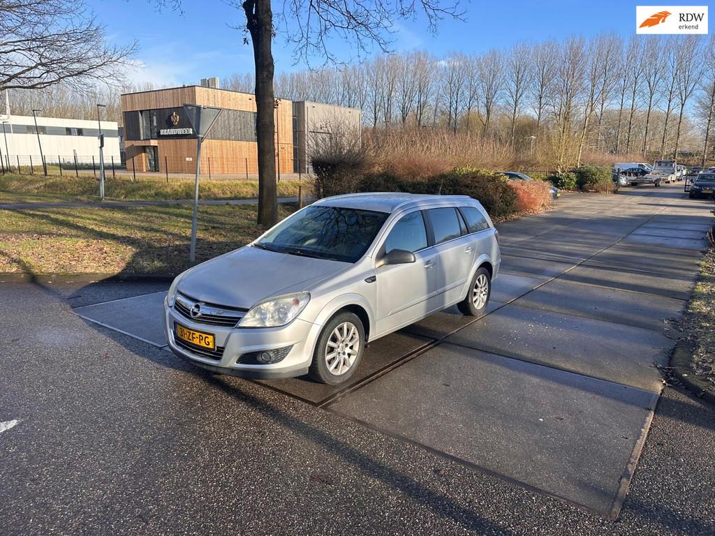 Opel Astra Wagon 1.6 Executive Airco.Airco.Navi, Voorwielaandrijving, 15 km/l, Gebruikt, 4 cilinders
