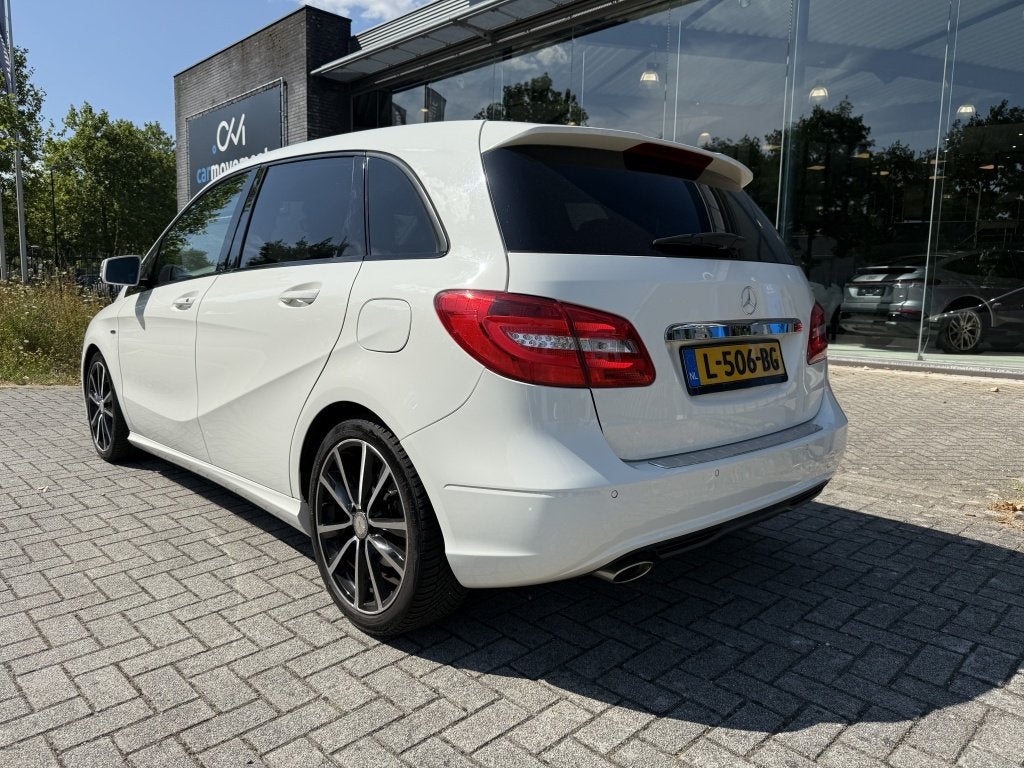 Mercedes-Benz B-Klasse 200 AUT | Night pakket | Pano | afn t, Auto's, Automaat, Euro 5, 1325 kg, Gebruikt