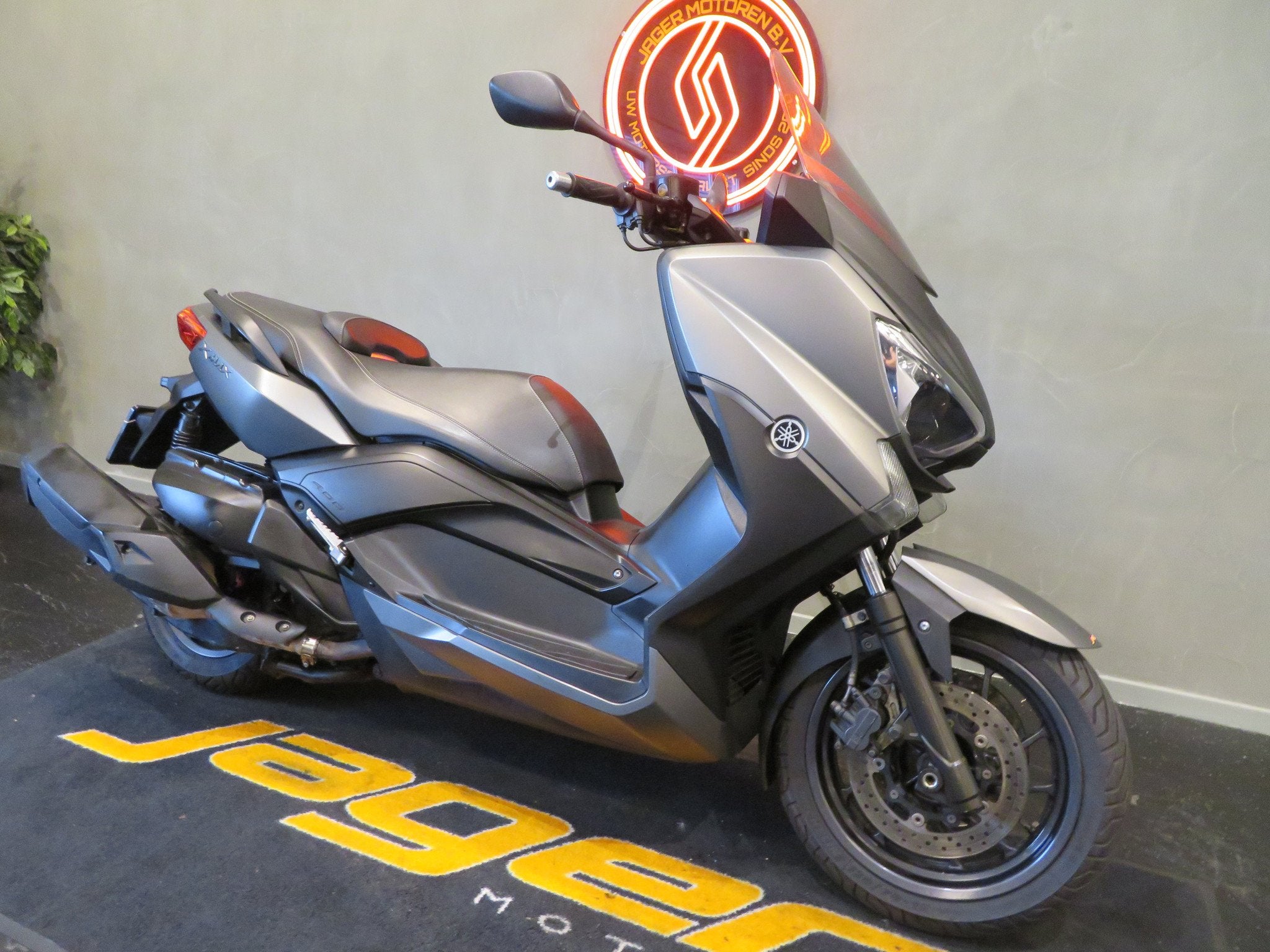 Yamaha X MAX 400 XMAX ZEER FRAAI! (bj 2013), Motoren, Motoren | Yamaha, Bedrijf, Scooter