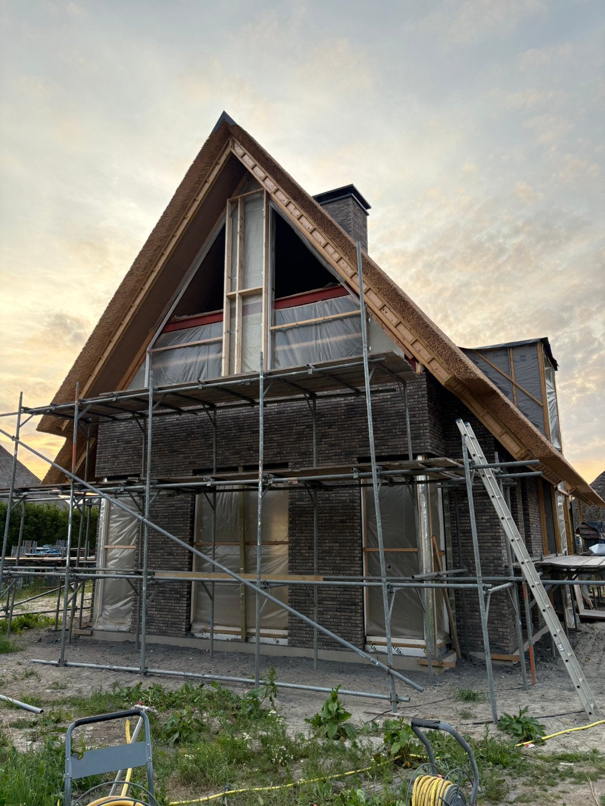Jukken steiger / gevelsteiger, Doe-het-zelf en Verbouw, Steigers, Ophalen, Gebruikt, Gevelsteiger, 5 meter of hoger