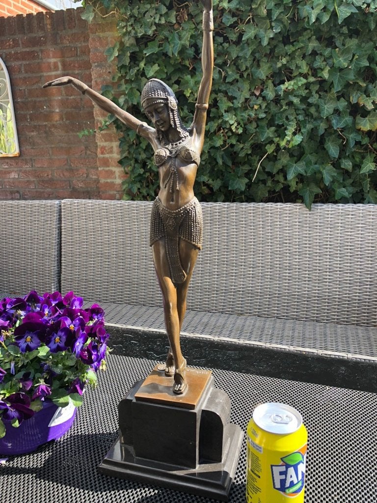 elegant bronzen beeld EGYPTISCHE DANSERES vrouw, Antiek en Kunst, Ophalen of Verzenden, Brons