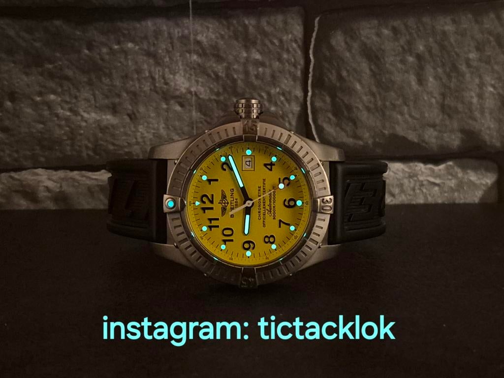 Breitling Avenger Seawolf 44mm titanium, set 2006, 2 bandjes, Zwitserland, Staal, Breitling, Polshorloge