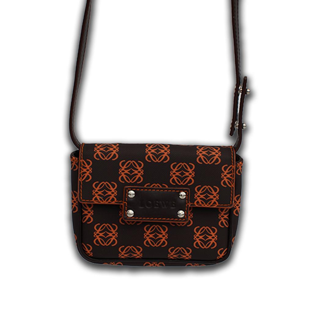 Loewe Anagram mini tas, Verzenden, Zo goed als nieuw, Bruin, Schoudertasje