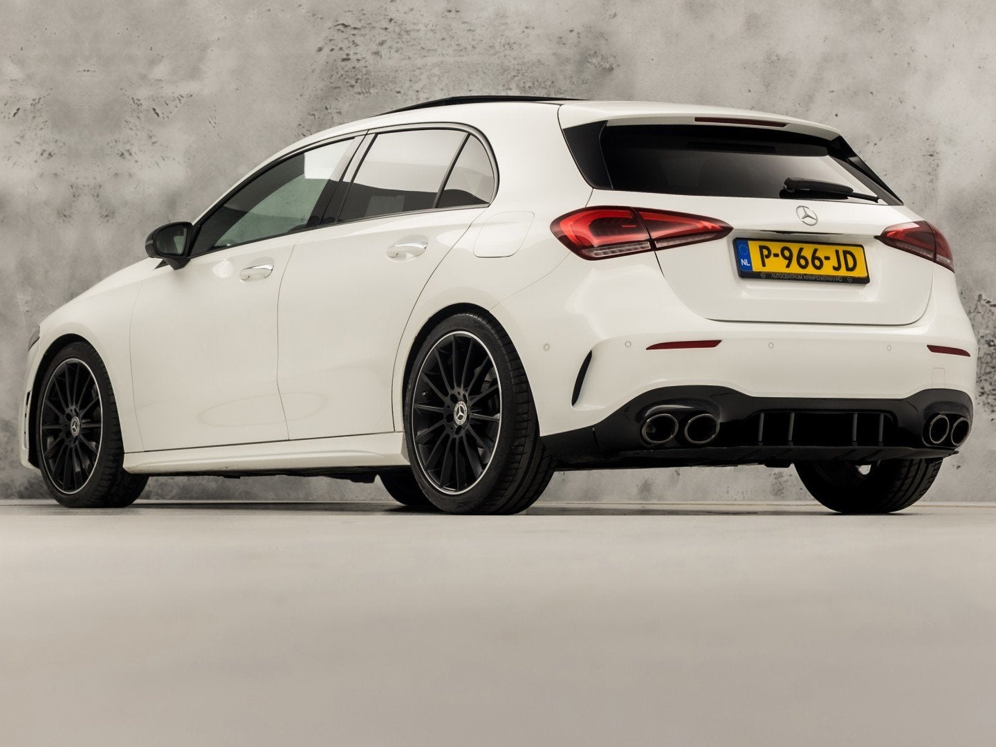 Mercedes-Benz A-Klasse 250 AMG Sport 224Pk Automaat (PANORAM, Auto's, 12 maanden, 15 km/l, Gebruikt, 4 cilinders