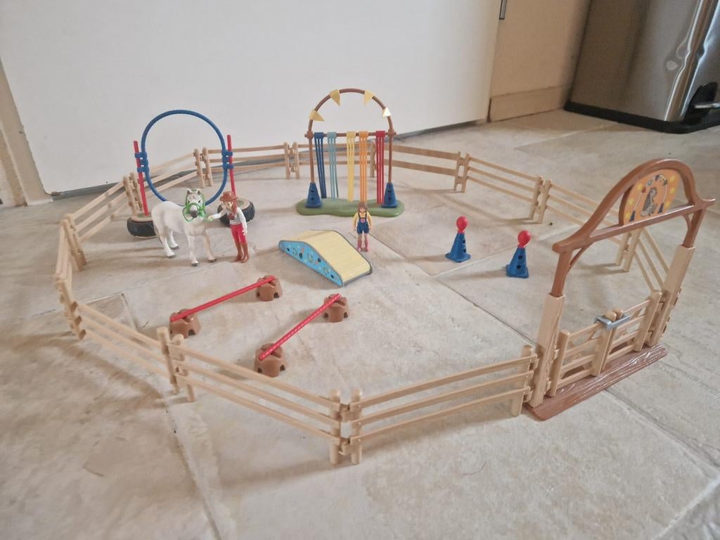 Agility set met paard en accessoires, Ophalen of Verzenden