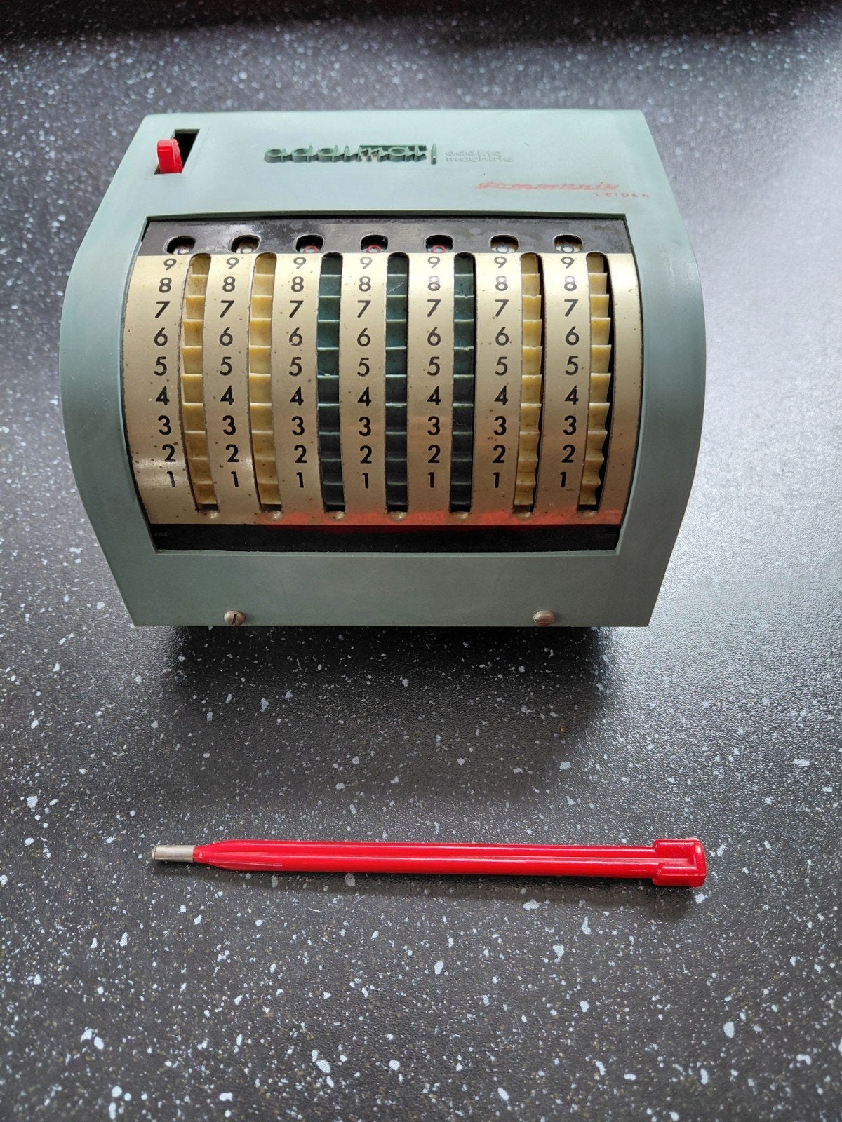 addimat calculator, Antiek en Kunst, Antiek | Kantoor en Zakelijk, Ophalen of Verzenden