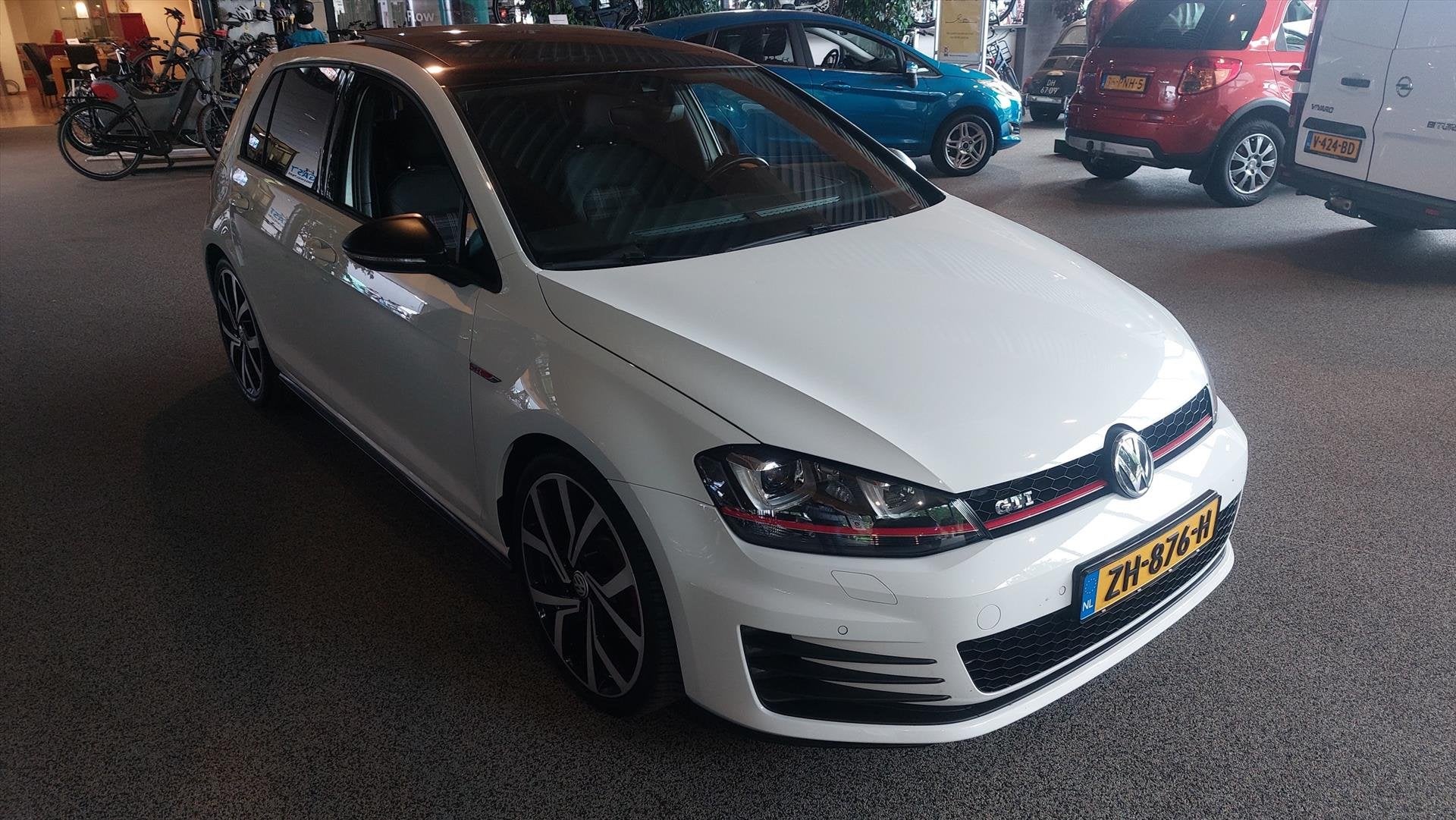 VOLKSWAGEN Golf Vii 2.0 GTI 220pk 5Deurs, Auto's, Voorwielaandrijving, Stof, Gebruikt, 4 cilinders