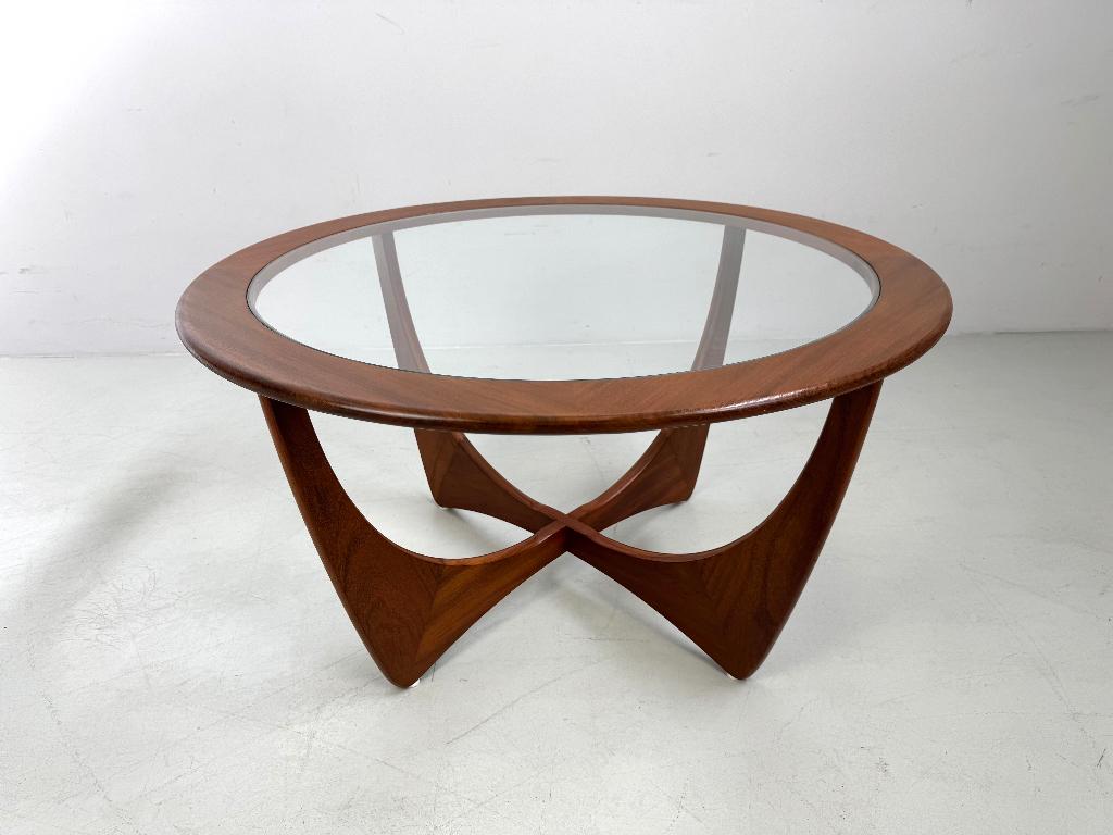 Vintage salontafel "Astro" G-Plan, 100 tot 150 cm, Verzenden, Teakhout, 50 tot 100 cm