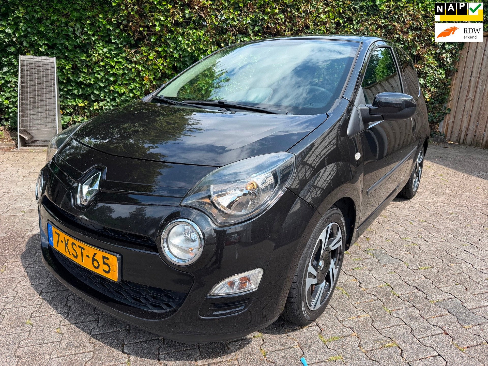 Renault Twingo 1.2 16V Dynamique/AIRCO/CRUISECONTROL, Voorwielaandrijving, Twingo, Gebruikt, 4 cilinders
