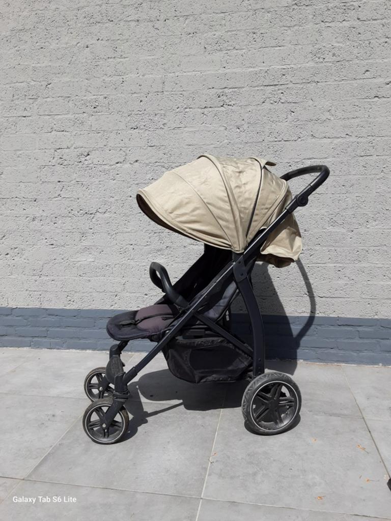 Hauck Buggy Rapid 4D - Olijfgroen (Gebruikt), Kinderen en Baby's, Buggy's, Ophalen, Gebruikt, Overige merken, Verstelbare rugleuning