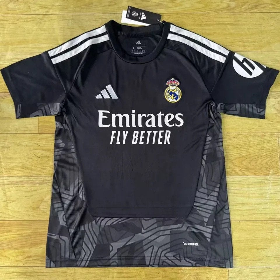 Real Madrid keeper shirt 2026/27 | Nieuw + Bedrukking, Verzenden, Nieuw, Shirt