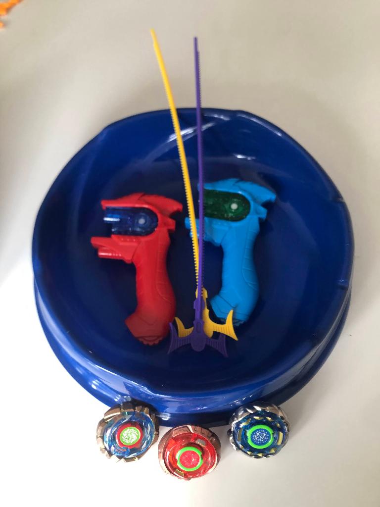 Beyblade arena inclusief beyblades, Ophalen of Verzenden, Gebruikt, Jongen of Meisje